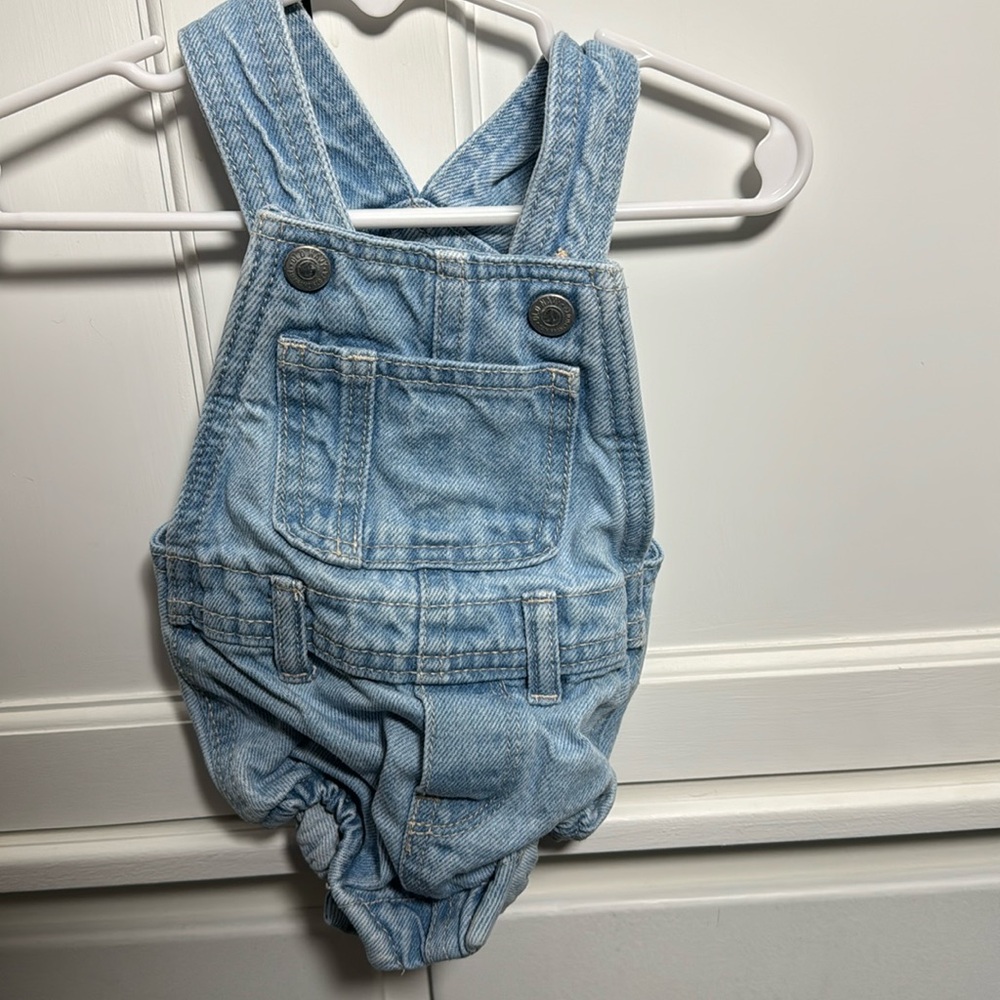 Old Navy Jean Romper Bibs. 3-6 Months.